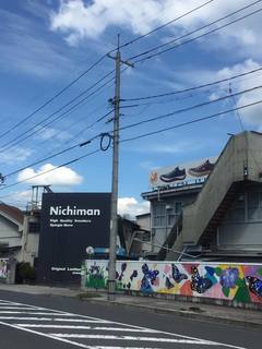 スピングルカンパニー 入口.jpg